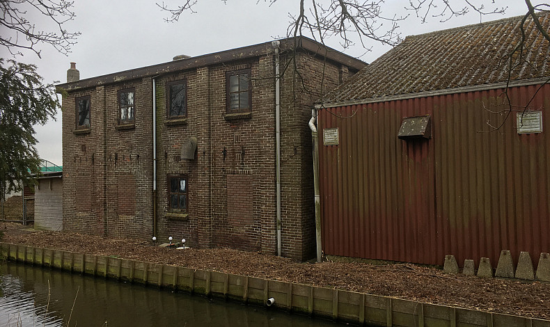 Oosteinde 22, Warmond