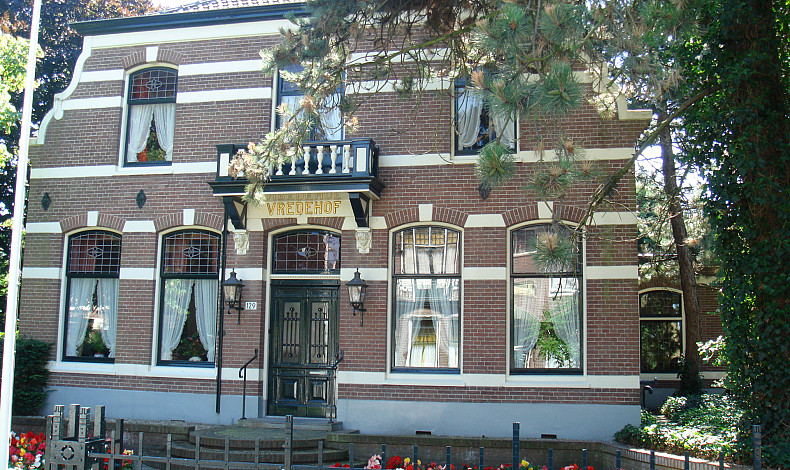 Stationsweg 131 (2), Hillegom