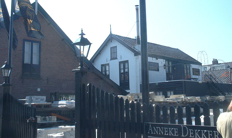 Burgemeester Ketelaarstraat 42, Warmond