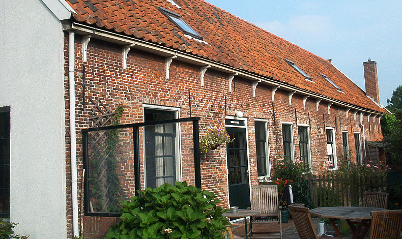 Oosteinde 1, Warmond