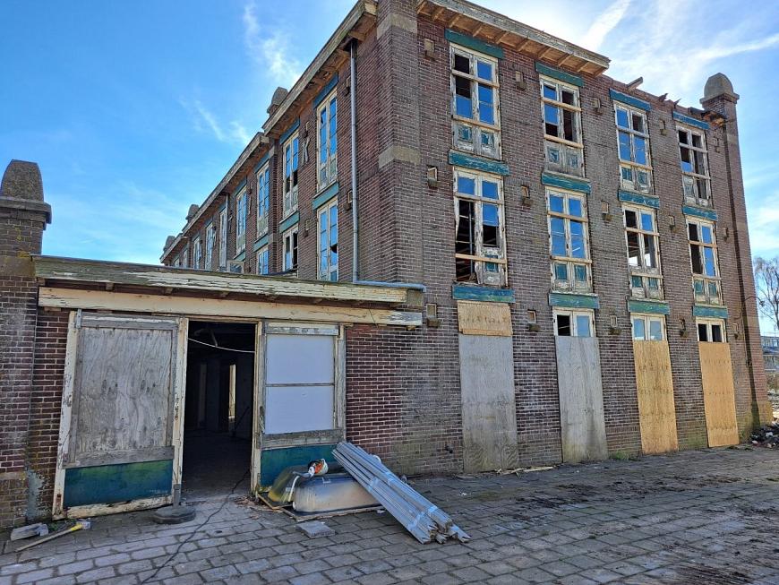 Restauratie bollenschuur Bergman Sassenheim van start