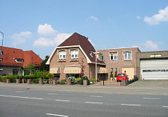 Rijnsburgerweg 70, Oegstgeest
