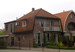 Menneweg 1, Sassenheim