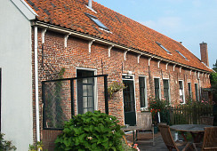 Oosteinde 1, Warmond